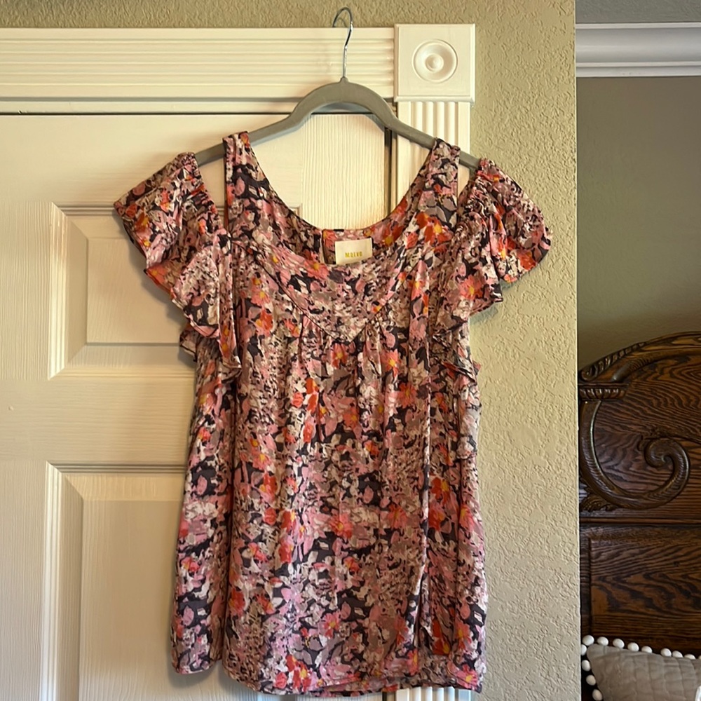 Beautiful Maeve cold shoulder top.